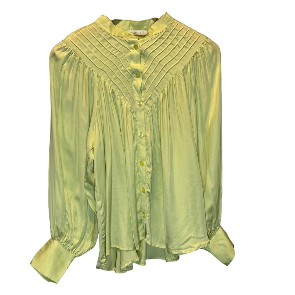 Karlie NWT Satin Pleated Button Up in Honeydew - size Small